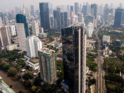 Gedung bertingkat di kawasan Sudirman - Thamrin, Jakarta, 21 November 2023. Tempo/Tony Hartawan