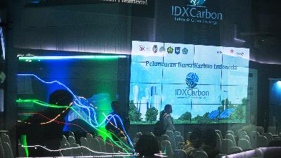 The launch of Indonesian Carbon Exchange (IDX Carbon) at the Indonesian Stock Exchange, Jakarta, September 26, 2023. 
TEMPO/Tony Hartawan
