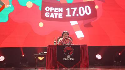 Ketua Umum PDI Perjuangan Megawati Soekarnoputri memberi sambutan di acara Natal “Kasih Damai Perjuangan” di JIExpo, Kemayoran Kamis 18 Januari 2024.
