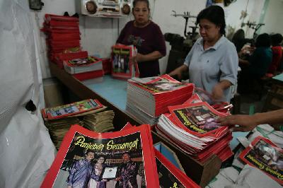 Percetakan majalah mingguan berbahasa Jawa, Panjebar Semangat (Penyebar Semangat), di Surabaya, Jawa Timur. TEMPO/STR/Fully Syafi