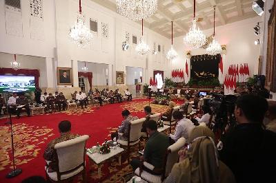 Presiden Joko Widodo memimpin Sidang Kabinet Paripurna bersama seluruh menteri di Istana Negara, Jakarta, 9 Januari 2024. TEMPO/Subekti.