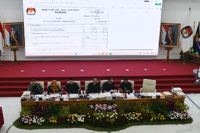 Suasana Rapat Pleno Rekapitulasi Hasil Penghitungan Suara Tingkat Nasional Pemilu 2024 di gedung KPU, Menteng, Jakarta, 20 Maret 2024. TEMPO/ Febri Angga Palguna