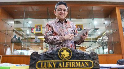 Finance Ministry Director-General of Financial Balance, Luky Alfirman, in Jakarta, April 4. 
TEMPO/Febri Angga Palguna
