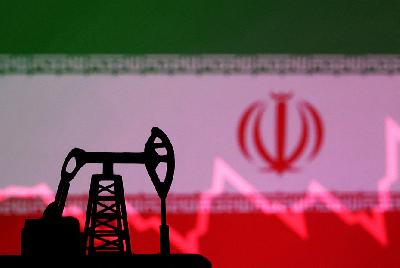 Ilustrasi ekspor minyak Iran. REUTERS/Dado Ruvic