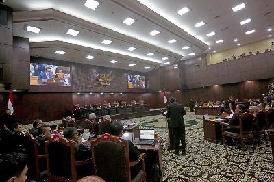 Sidang Perselisihan Hasil Pemilihan Umum (PHPU) atau sengketa Pemilu Presiden dan Wakil Presiden tahun 2024 di Gedung Mahkamah Kontitusi, Jakarta, 27 Maret 2024. TEMPO/Subekti.