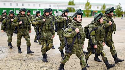 Milter Rusia selama mobilisasi sebelum berangkat ke zona konflik Rusia-Ukraina, di Rostov, Rusia Oktober 2022. REUTERS/Sergey Pivovarov 