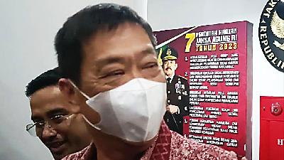 Robert Bonosusatya usai menjalani pemeriksaan sebagai saksi di Kejaksaan Agung, Jakarta, 1 April 2024/Kumparan/Thomas Bosco