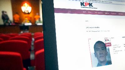 Harun Masiku on the wanted list on the KPK website, at the KPK building, Jakarta, June 2020.
TEMPO/Imam Sukamto
