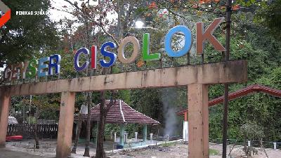 Pemkab Sukabumi terus melakukan penataan Destinasi wisata Geyser Cisolok, Desa Wangunsari, Kecamatan Cisolok. Kini destinasi wisata tersebut mulai menampilkan wajah baru yang  indah dan nyaman. 