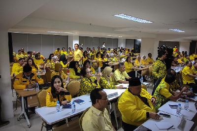 Sejumlah pengurus mengikuti rapat pleno Dewan Pimpinan Pusat (DPP) Partai Golkar, di Jakarta, 13 Agustus 2024. TEMPO/M Taufan Rengganis