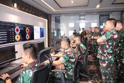 Aktivitas di gedung Siber dan Aset Manajemen di Markas Besar TNI Angkatan Darat, Jakarta, November 2022. tniad.mil.id