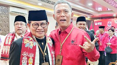 Prasetyo Edi Marsudi bersama Pramono Anung ketika mendaftar Cagub dan Cawagub di KPU DKI Jakarta, 28 Agustus 2024. Dok. X @PrasetyoEdi_