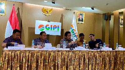 Gabungan Industri Pariwisata Indonesia (GIPI) memberikan keterangan pers terkait Rancangan Undang-Undang (RUU) Kepariwisataan dengan menyatakan keberatan di beberapa poin dalam RUU tersebut, di Sahid Sudirman Resident, Jakarta, 4 September 2024. TEMPO/Bagus Pribadi