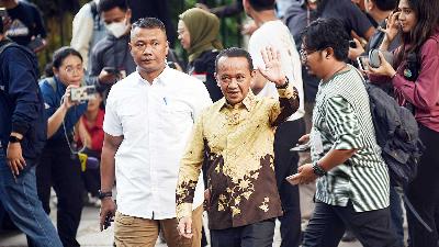 Golkar Party General Chair Bahlil Lahadalia arrives at the residence of President-elect Prabowo Subianto, Jalan Kertanegara, Jakarta, October 14, 2024. Tempo/M Taufan Rengganis