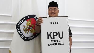 Acting Chair of the Election Commission (KPU) Mochamad Afifuddin at the KPU Office, Jakarta, Monday, September 30, 2024. TEMPO/Subekti