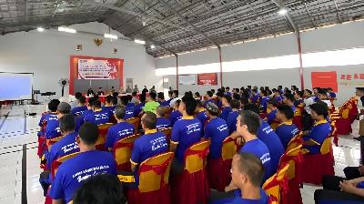 Inmates of the Class IIA Lampung Narcotics Penitentiary receive socialization of election-related issues in Bandar Lampung, November 6, 2024. Antara/HO