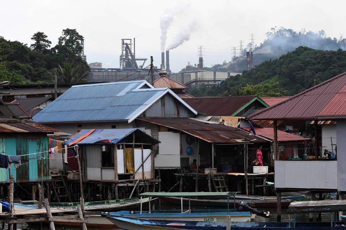 Kerongkongan Para Nelayan Setelah Smelter Nikel Morowali Tumbuh di Desanya