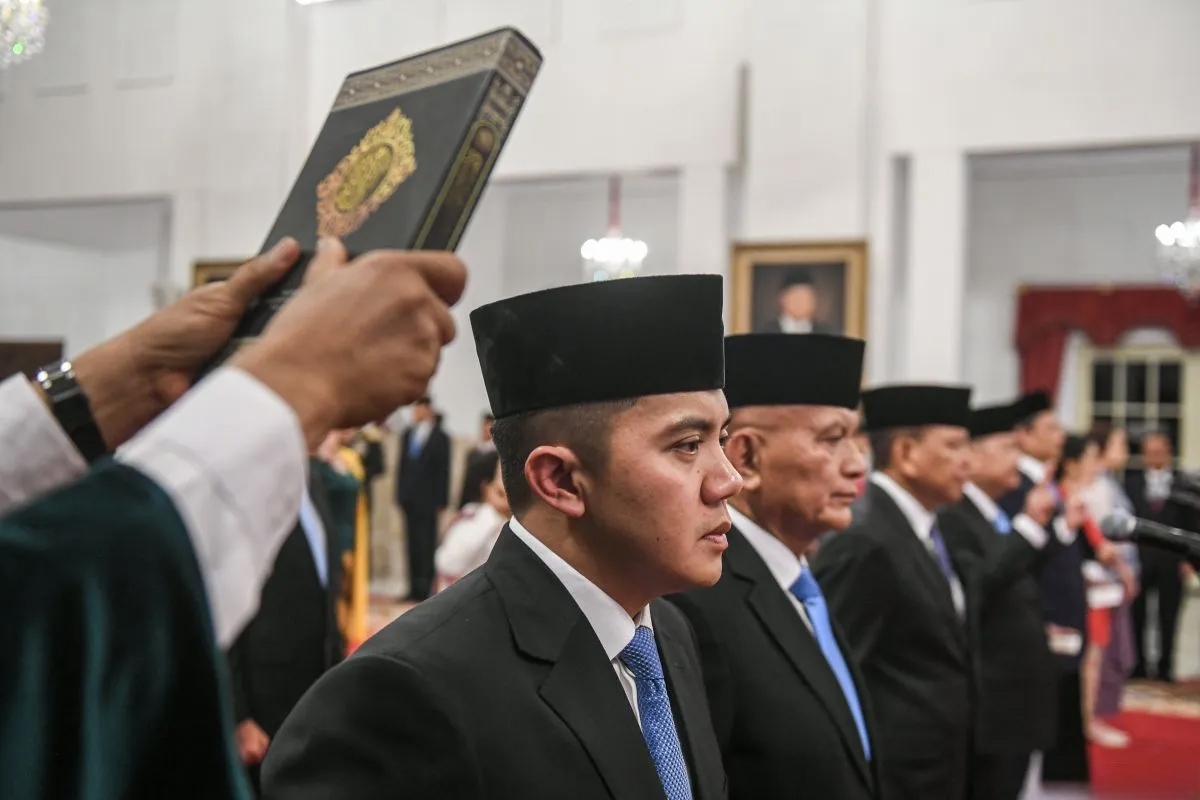 Akrobat Hukum Memuluskan Karier Mayor Teddy