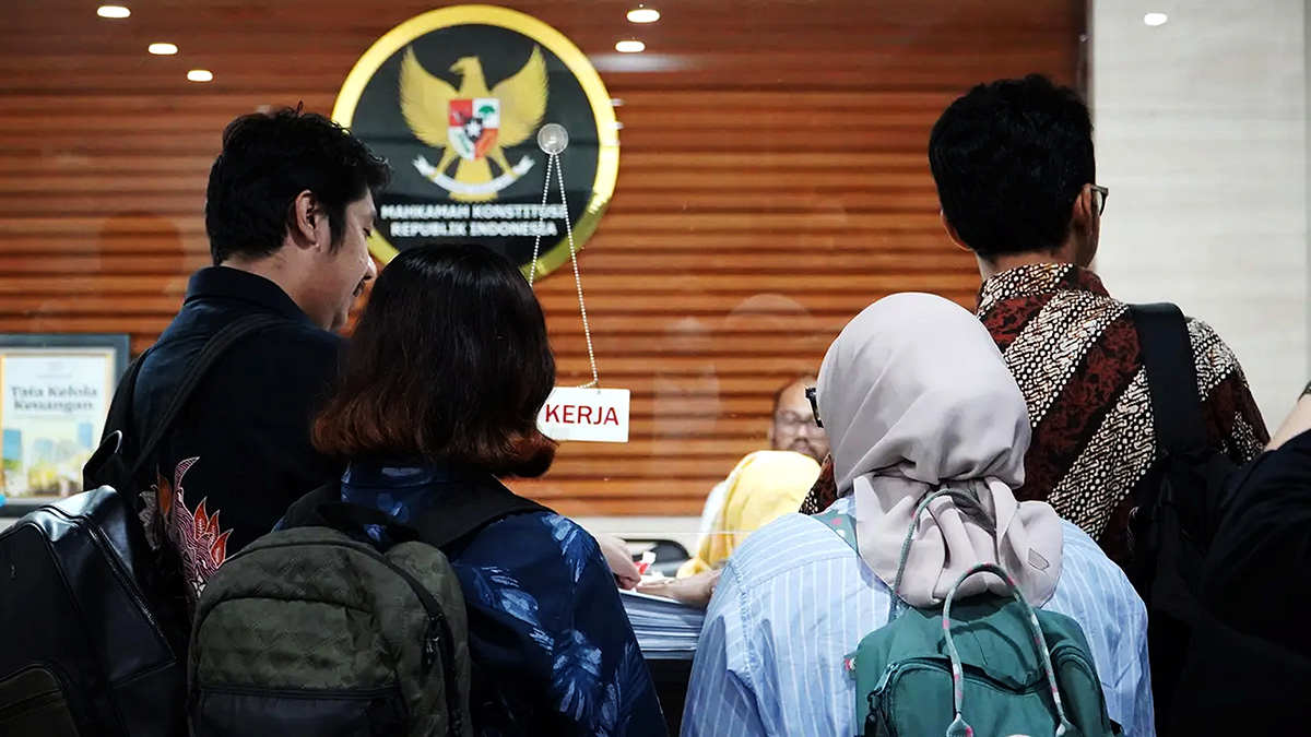 Ramai-ramai Menggugat UU TNI
