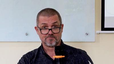 Ian Douglas Wilson, senior researcher at Indo-Pacific Research Centre, Murdoch University, Australia. Umy.ac.id