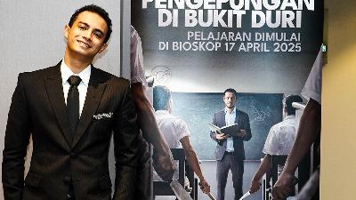 Pemain film Pengepungan di Bukit Duri Omara Esteghlal di Epicentrum XXI, Jakarta, 10 April 2025. Tempo/Martin Yogi Pardamean 