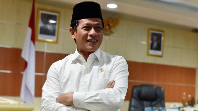 Minister of Environment/Head of the Environmental Control Agency Hanif Faisol Nurofiq at the Ministry of Environment, Jakarta, May 9, 2025. Tempo/Imam Sukamto