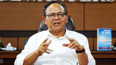 Ketua Dewan Pers Komaruddin Hidayat di Gedung Dewan Pers, Kebon Sirih, Jakarta, 3 Juni 2025. Tempo/Ilham Balindra