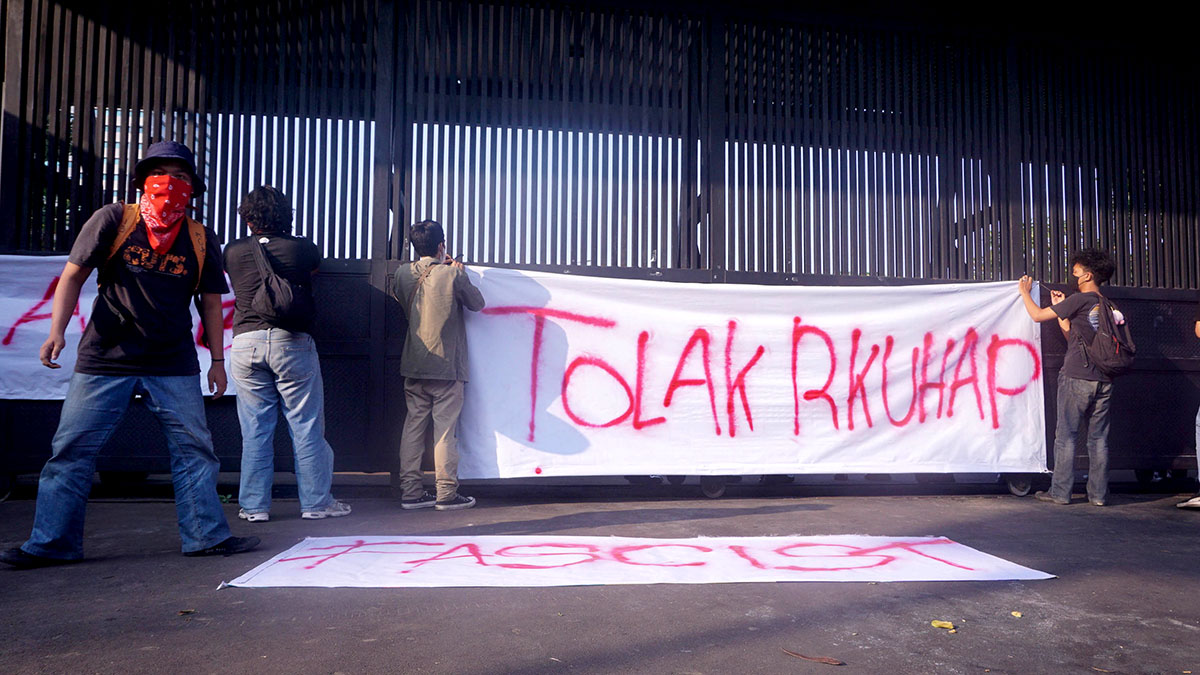 Jebakan Batman dalam Revisi KUHAP | tempo.co