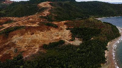 Nickel ore mining belonging to a mining company on Gebe Island, Central Halmahera Regency, North Maluku, July 3, 2025. Antara/Andri Saputra