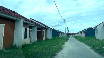 The atmosphere of the Cahaya Darussalam 2 soldier housing complex in Tambun, Bekasi, May 26, 2025. IndonesiaLeaks Team