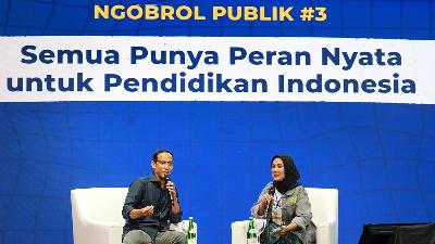 Minister of Education, Culture, Research, and Technology Nadiem Makarim with Najelaa Shihab at the 2023 Belajar Raya event at Posbloc, Jakarta, July 29, 2023. Doc. Ministry of
Education, Culture, Research, and Technology