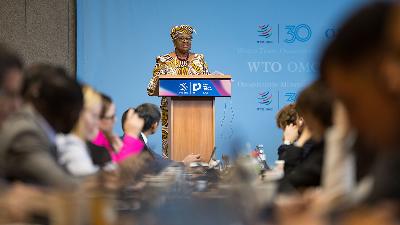 WTO Director-General Ngozi Okonjo-Iweala speaking at the WTO Public Forum 2025 in Geneva, Switzerland, September 17, 2025. Source: Doc. WTO/Pierre Albouy.