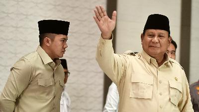 President Prabowo Subianto, before departing for his first state visit to India, from Base Ops TNI AU Air Force Base, Halim Perdanakusuma, Jakarta, January 23, 2025. Tempo/Imam Sukamto