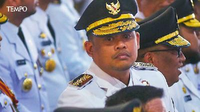 Bobby Nasution’s House of Cards