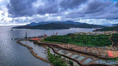 The Kawasi coastal area, which is the location of the Harita Nickel mine on Obi Island, South Halmahera, North Maluku, April 3, 2023. Antara/Abdul Fatah