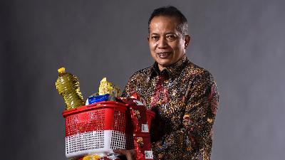 Minister of Cooperatives Ferry Juliantono at the Tempo office, Palmerah, Jakarta, November 6, 2025. Tempo/Tony Hartawan