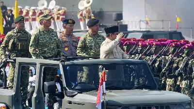President Prabowo Subianto inspects troops during the Operational Troop Deployment and Military Honors Ceremony at Suparlan Air Base, Pusdiklatpassus, Batujajar, Bandung, West Java, August 10, 2025. Tempo/Prima Mulia