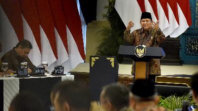 President Prabowo Subianto leads a plenary cabinet meeting at the State Palace in Jakarta, October 20, 2025. Tempo/Imam Sukamto