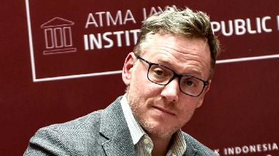 A lecturer from Cornell University, Tom Pepinsky, delivers a seminar titled American Democracy under Trump, What Indonesia Could Learn? at Universitas Katolik Indonesia Atma Jaya, Jakarta, January 7, 2026. Tempo/Tony Hartawan