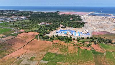 Rice fields in Oko-Oko affected by sedimentation caused by the construction of the IPIP–KNI coal-fired power plant (PLTU) and port in Pomalaa Subdistrict, Kolaka Regency, Southeast Sulawesi, 2025. Doc. Satya Bumi