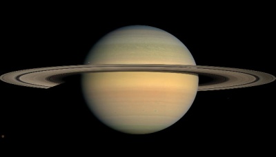 Gambar 23 Juli 2008 yang dibuat oleh NASA ini menunjukkan planet Saturnus, seperti yang terlihat dari pesawat ruang angkasa Cassini. Cassini menempuh perjalanan 20 tahun. AP