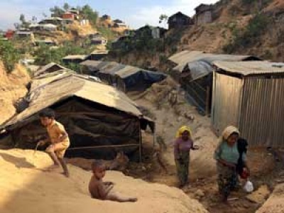 Myanmar Verifikasi 374 Warga Rohingya untuk Repatriasi'
