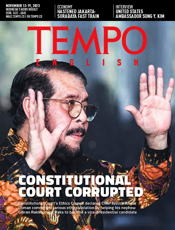 Cover Magz Tempo -  TE2414 - Constitutional Court Corrupted