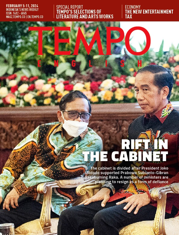 Cover Magz Tempo - TE2426 - Rift in the Cabinet