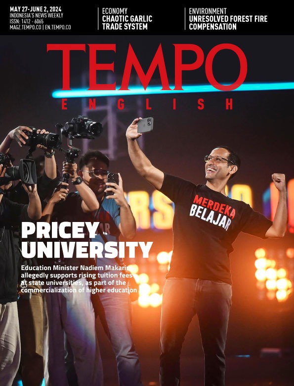 Cover Magz Tempo - TE2442 - Pricey University